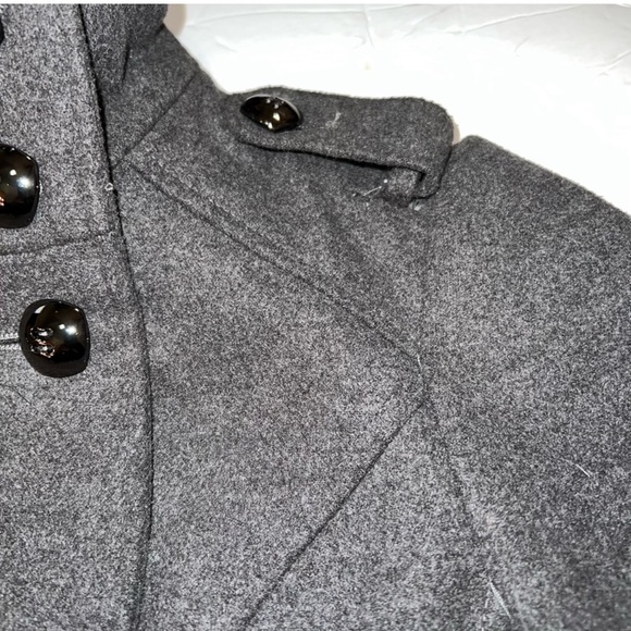 Hydraulic M grey faux wool double breasted lined banded waist & wrists pea coat - Picture 6 of 16